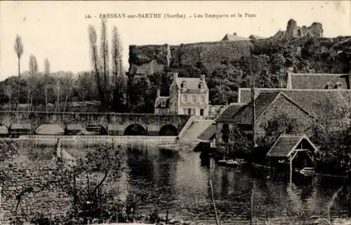 Ak Fresnay-sur-Sarthe, Die Remparts und die Brücke