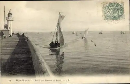 Ak Honfleur-Calvados, Ausfahrt Fischerboot