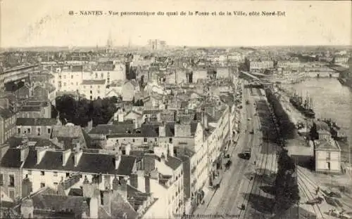 Ak Nantes Loire Atlantique, vue panoramique du quai de la posse et de la Ville, cote Nord-Est