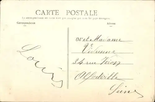 Ak Vitry sur Seine Val de Marne, L'Eglise, le Chateau