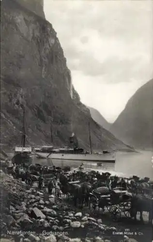 Ak Sognefjord Gudvangen Norwegen, Nærøyfjord, Kutschen am Ufer, Dampfer, Berge, Fjord