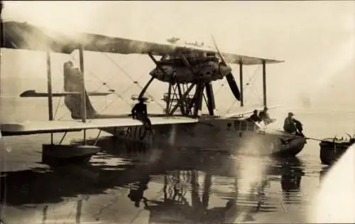 Foto Ak Wasserflugzeug, Zivilflugzeug AION, Propeller