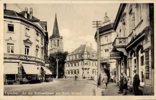 Ak Opladen Leverkusen im Rheinland, Kölnerstraße, katholische Kirche