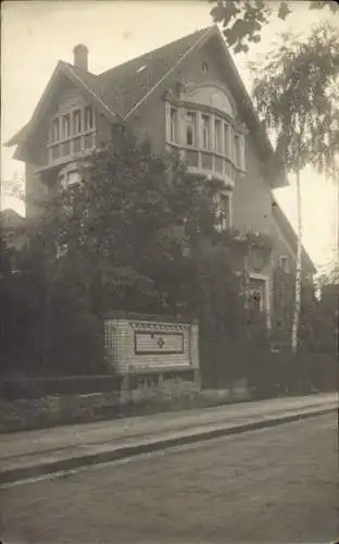 Foto Ak Göttingen in Niedersachsen, Straßenpartie, Wohnhaus