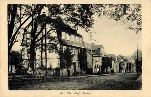 Ak Saalburg Ebersdorf in Thüringen, Straßenansicht, Wohnhäuser, Reuss