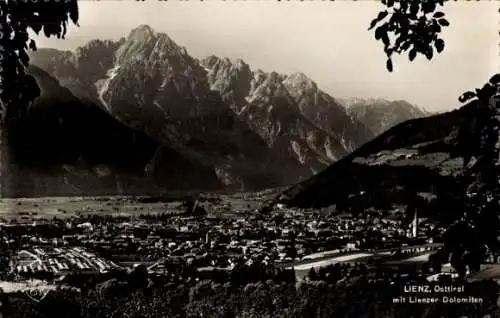 Ak Lienz in Tirol, Gesamtansicht, Lienzer Dolomiten