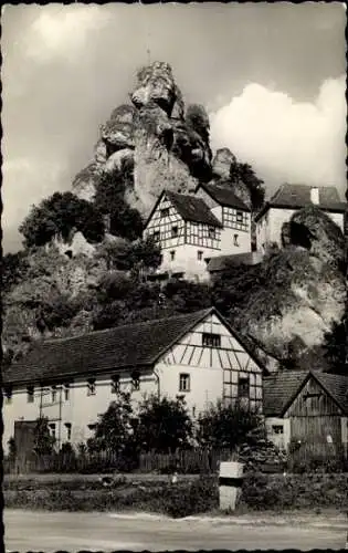 Ak Tüchersfeld Pottenstein Oberfranken, Felsendorf, Fachwerkhäuser