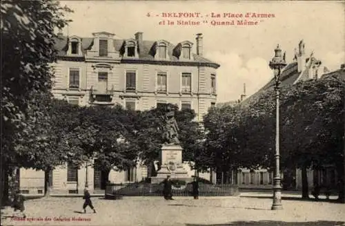 Ak Belfort Beffert Beffort Territorium Belfort, Place de Armes, Statue Wie auch immer