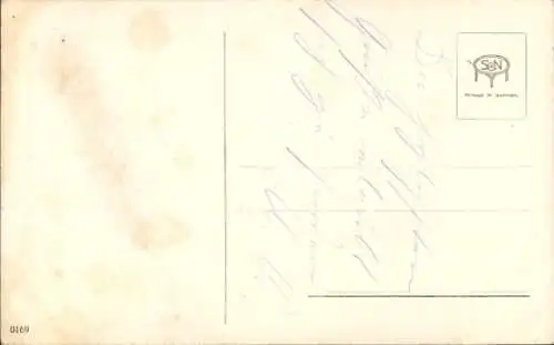 Ak Liebespaar, Frau mit Blumenstrauß, Sitzbank