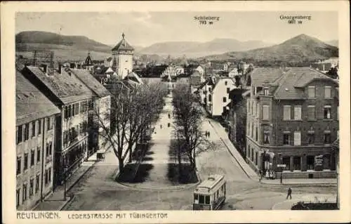 Ak Reutlingen in Württemberg, Lederstraße mit Tübinger Tor, Straßenbahn Wagen 21