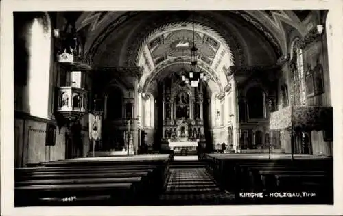 Ak Holzgau in Tirol, Kirche, Innenansicht