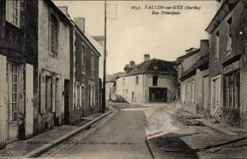 Ak Vallon-sur-Gee Sarthe, Rue Principale