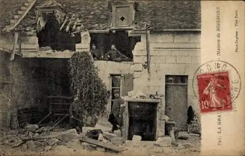 Ak Soissons-Aisne, House, Sanitäter