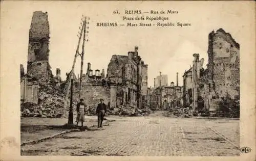 Ak Reims-Marne, Rue de Mars, Place de la République