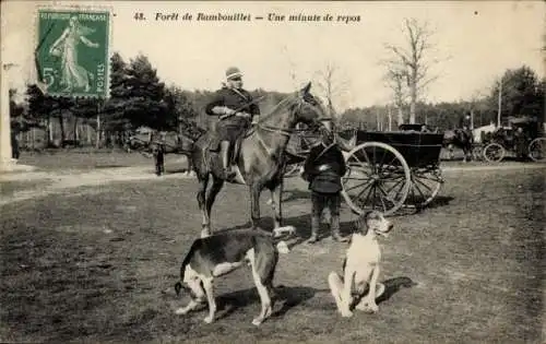Ak Rambouillet Yvelines, Jagdgesellschaft, Reiter bei der Rast, Jagdhunde