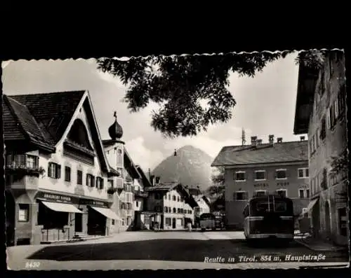 Ak Reutte in Tirol, Hauptstraße