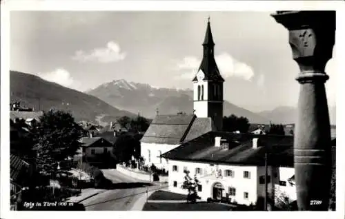 Ak Igls Innsbruck in Tirol, Teilansicht, Kirche, Säule