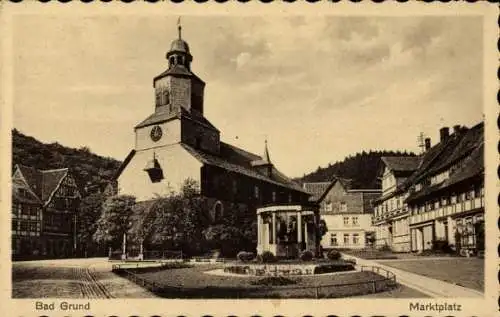 Ak Bad Grund im Harz, Marktplatz, Kirche, Denkmal