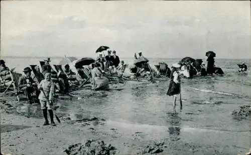 Foto Ak Nordseebad Norderney Ostfriesland, Strand, Auf der Buhne, Badegäste