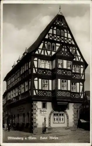 Ak Miltenberg am Main, Hotel Riesen, Fachwerkhaus