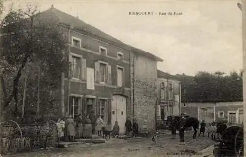 Ak Biencourt-Somme, Rue du Pont