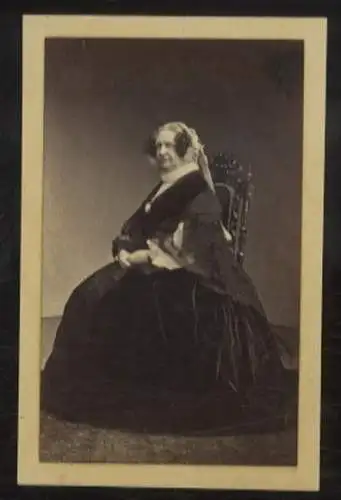 CdV Portrait Karoline Königin von Dänemark, geb. Prinzessin von Dänemark