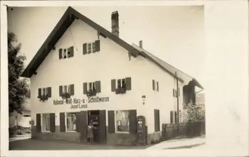 Foto Ak Deutschland, Geschäft von Josef Leiss, Kolonial-Woll-Kurz- und Schnittwaren