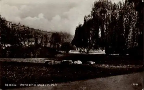 Ak Berlin Spandau, Wröhmänner-Straße, Park