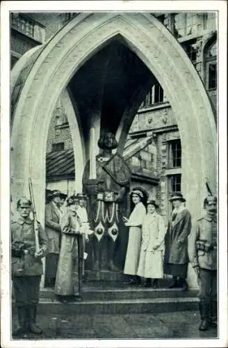 Ak Hansestadt Bremen, Enthüllungsfeier des Eisernen Roland im Kriegsjahr 1915