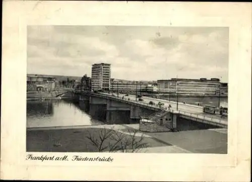 Ak Frankfurt am Main, Friedensbrücke, Straßenbahn