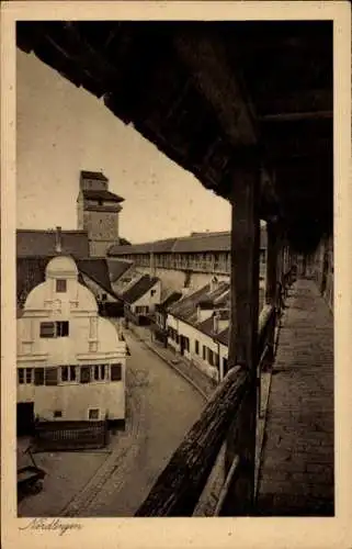 Ak Nördlingen, Blick vom Wehrgang am Reimlinger Tor