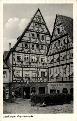 Ak Nördlingen in Schwaben, Engelapotheke, Fachwerkhäuser