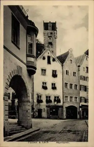 Ak Füssen im Allgäu, Gasthof am St. Mangbrunnen, Magnusplatz