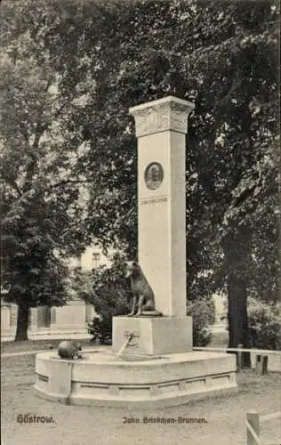 Ak Güstrow in Mecklenburg, John Brinckman Brunnen