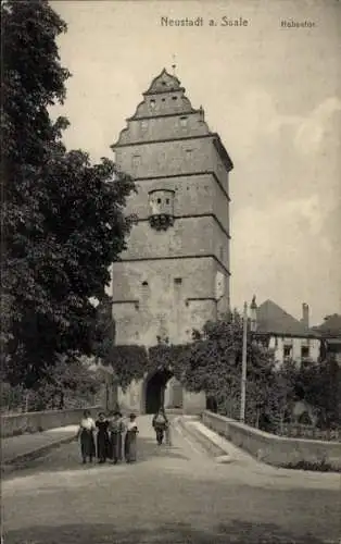 Ak Bad Neustadt an der Saale Unterfranken, Hohentor, Frauen