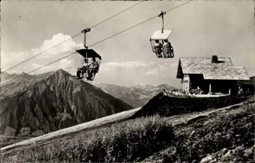 Ak Beatenberg Kanton Bern, Seilbahn zum Berghaus Niederhorn mit Niesen