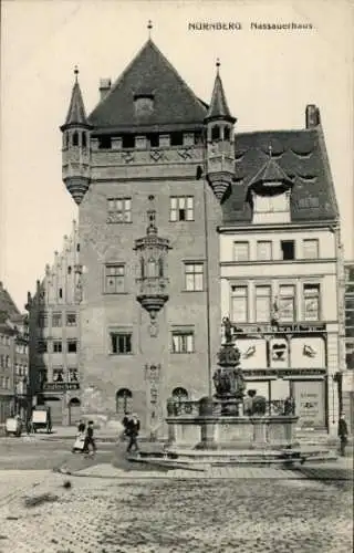 Ak Nürnberg in Mittelfranken, Nassauerhaus, Brunnen, Erker