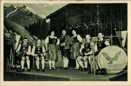 Ak D'Speckbacher, Leitung Hans Stainer, Orchester in Trachten