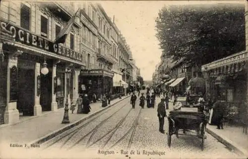 Ak Avignon Vaucluse, Rue de la Republique