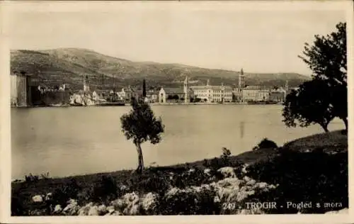 Ak Trogir Kroatien, Pogled s mora