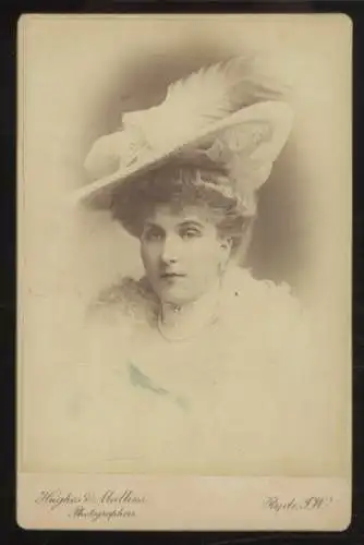 Cabinet Foto Victoria Eugénie Königin von Spanien, geb. von Battenberg