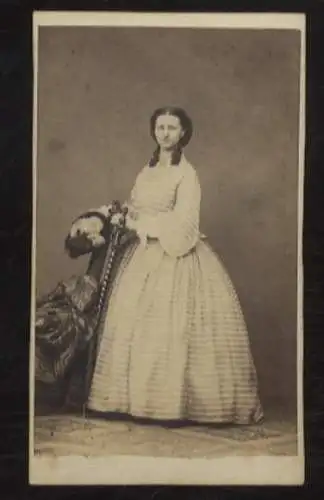 CdV Portrait Prinzessin Auguste Viktoria v. Schlesw.-Holst.-Glücksb., später Kaiserin von Preußen