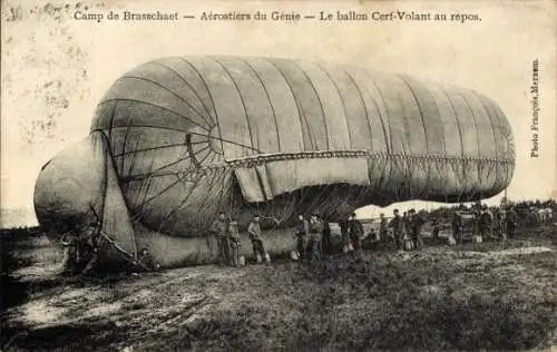 Ak Brasschaet Camp, Aerostiers du Genie, Der Drachenballon im Ruhezustand