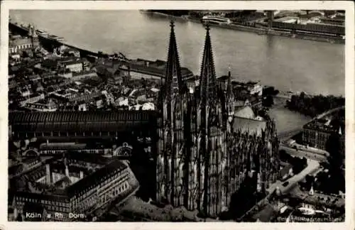 Ak Köln am Rhein, Luftbild vom Dom