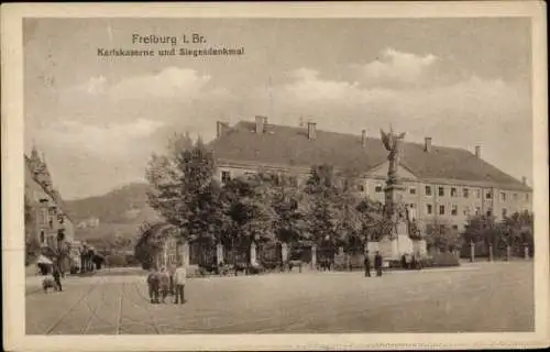 Ak Freiburg im Breisgau, Karlskaserne, Siegesdenkmal