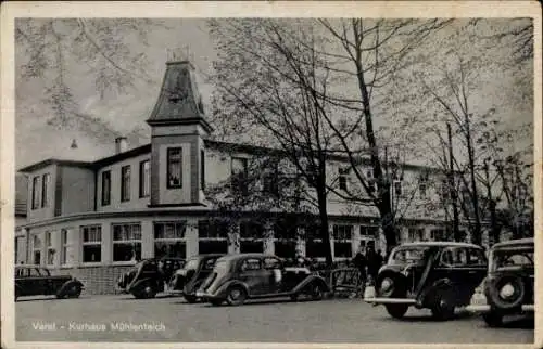 Ak Varel in Oldenburg Jadebusen, Kurhaus Mühlenteich, Autos