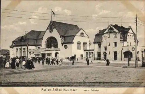 Ak Bad Kreuznach, Neuer Bahnhof, Straßenansicht