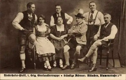 Ak Niederhofer-Wolff, 1. Orig. Oberlandlertruppe, München, Trachten, Dirndl, Lederhose