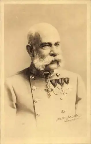 Ak Kaiser Franz Joseph I., Portrait in Uniform, Orden