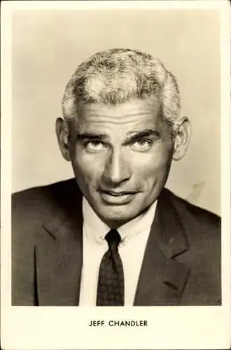 Ak Schauspieler Jeff Chandler, Portrait